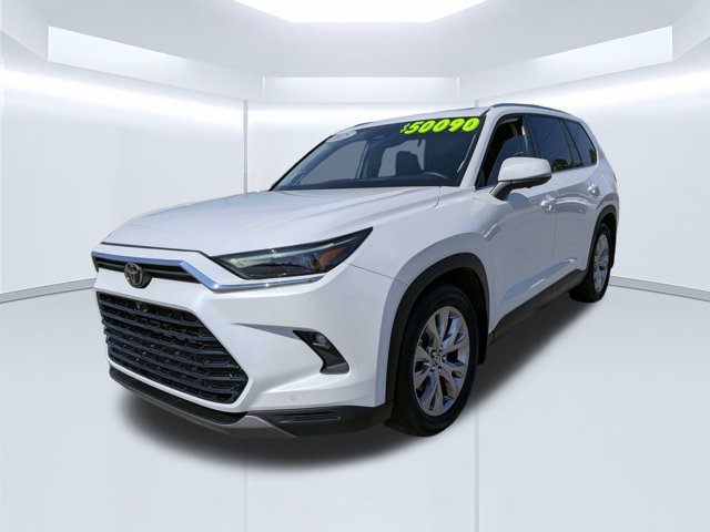 Used 2025 Toyota Grand Highlander FWD image 6