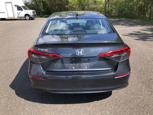 Used 2023 Honda Civic LX image 4
