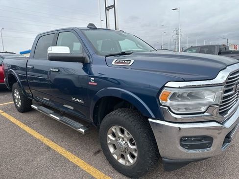 Used 2019 RAM 2500 Laramie AWD/4WD image 3
