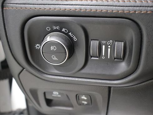 Used 2020 RAM 1500 Limited AWD/4WD image 31