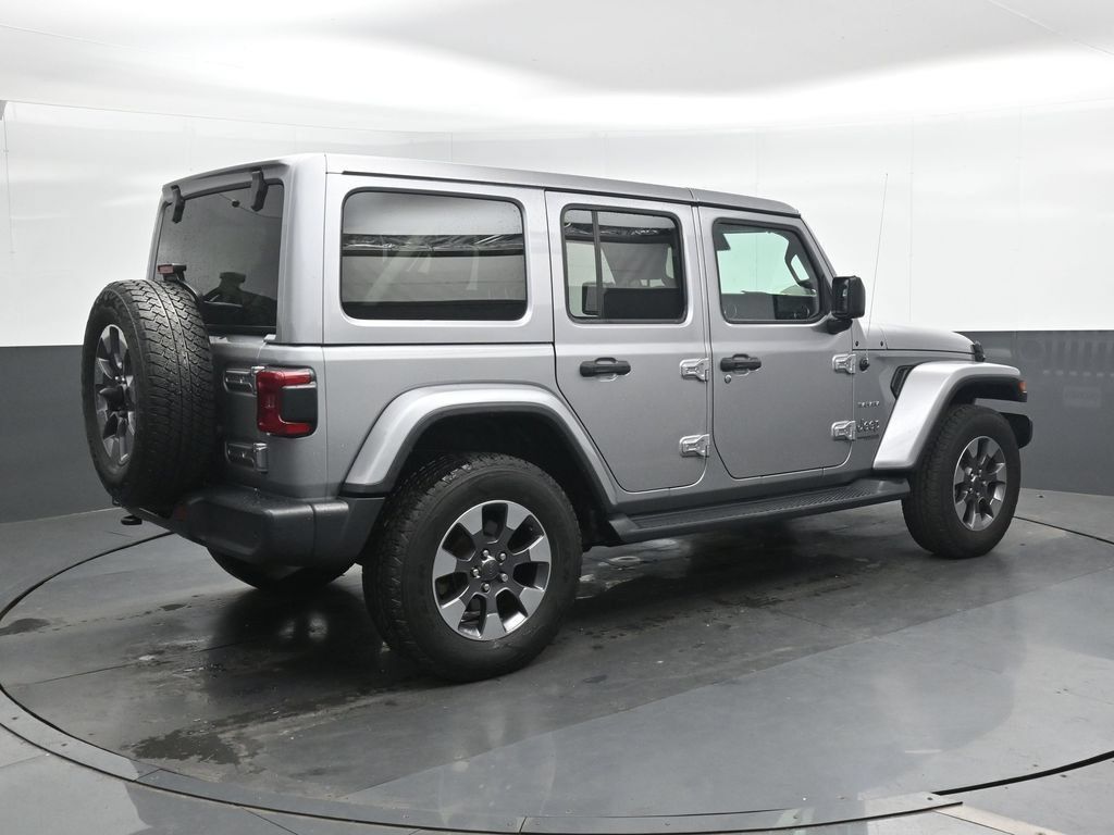 Used 2020 Jeep Wrangler Unlimited Sahara AWD/4WD image 2