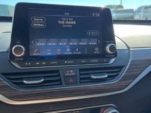 Used 2019 Nissan Altima 2.5 SL FWD image 45