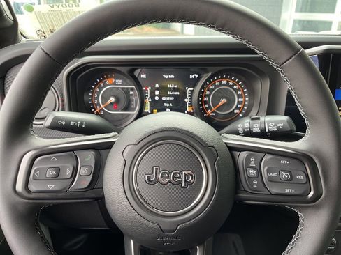 New 2026 Jeep Wrangler Unlimited Rubicon AWD/4WD image 82