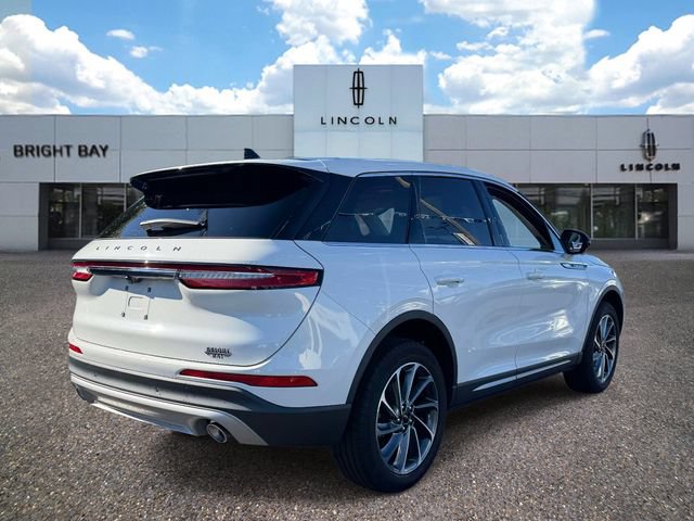 Used 2023 Lincoln Corsair AWD w/ Equipment Group 101A image 4