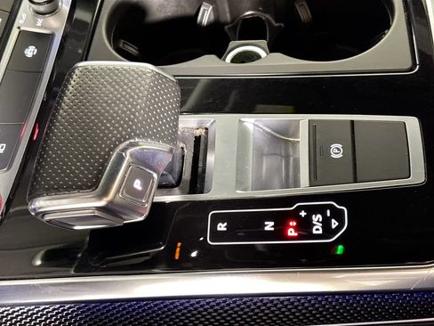 Used 2021 Audi SQ8 Premium Plus w/ SQ8 Black Optic Package AWD/4WD image 18