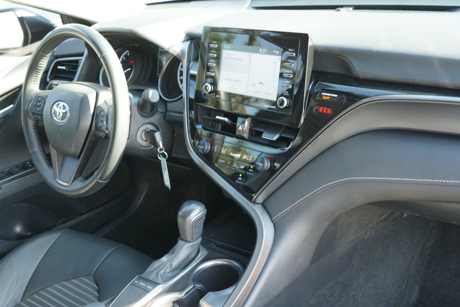 Used 2024 Toyota Camry SE FWD image 28