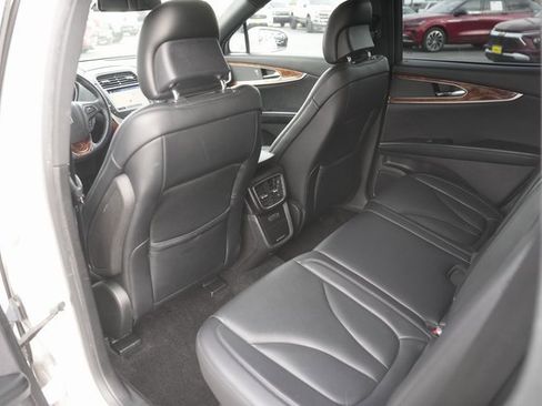 Used 2018 Lincoln MKX Reserve w/ Driver Assistance Package image 12