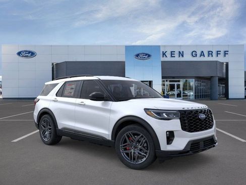 New 2025 Ford Explorer ST image 10