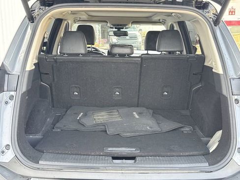 Used 2021 Nissan Rogue Platinum image 32