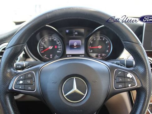Used 2017 Mercedes-Benz C 300 Sedan image 24