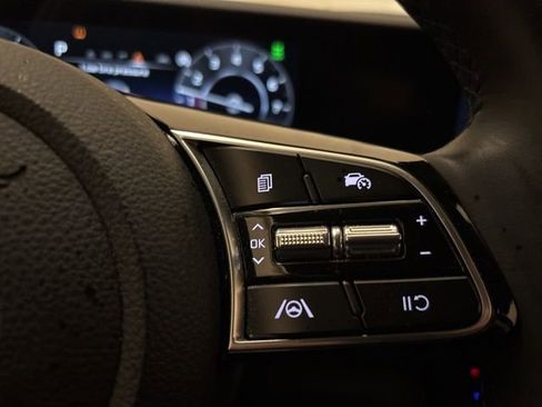 Certified 2024 Kia Seltos S image 17