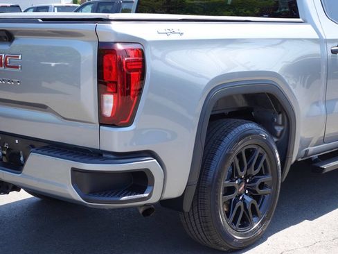Used 2023 GMC Sierra 1500 Pro w/ Graphite Edition AWD/4WD image 10