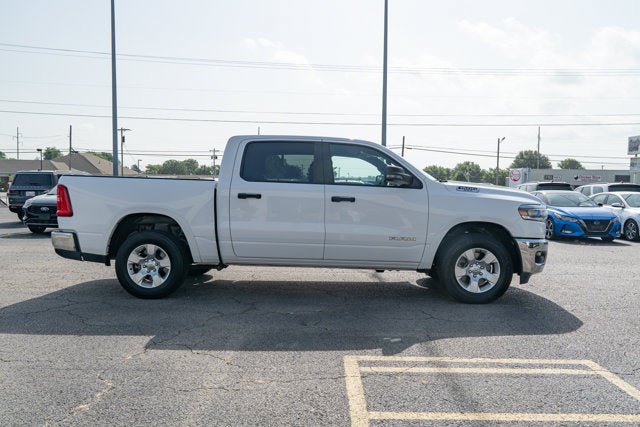 Used 2025 RAM 1500 Big Horn AWD/4WD image 6