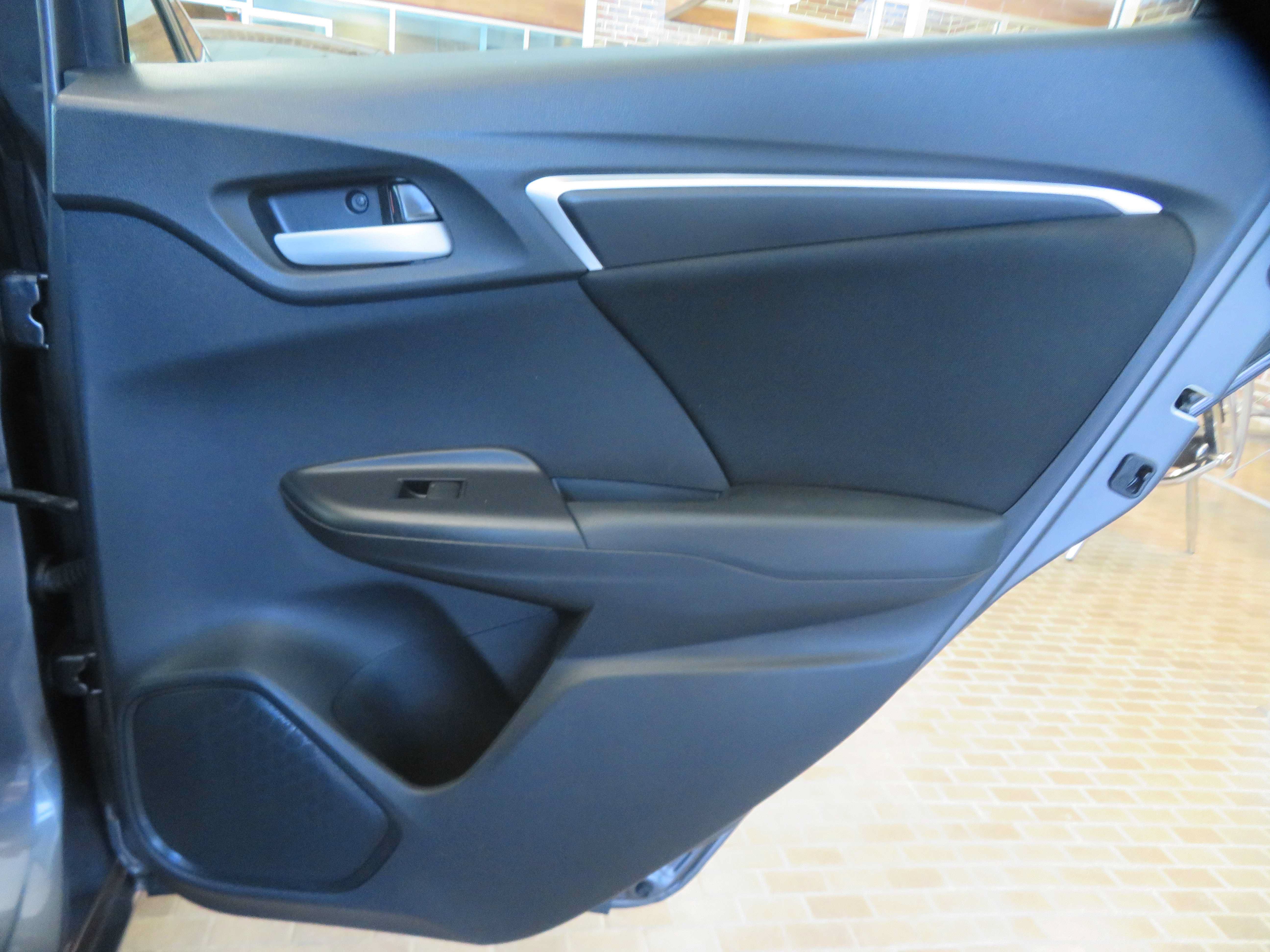 Used 2019 Honda Fit LX image 20