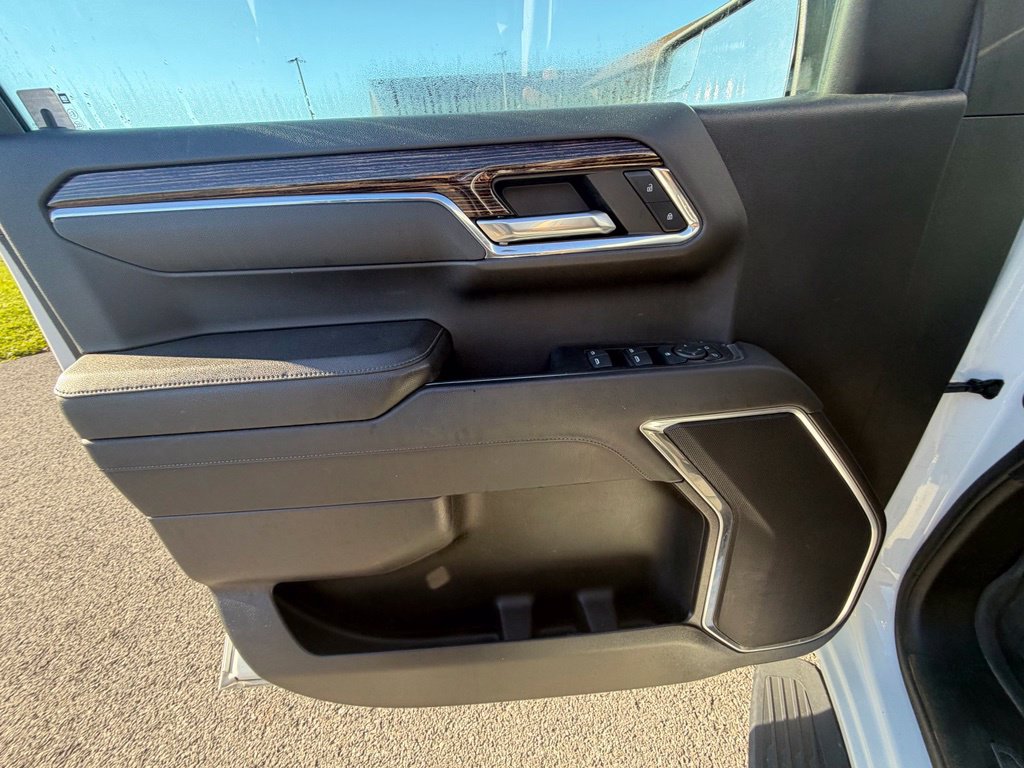 Used 2023 GMC Sierra 1500 Elevation AWD/4WD image 13