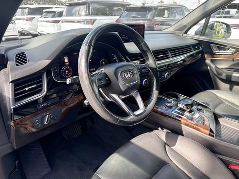 Used 2018 Audi Q7 3.0T Premium Plus w/ Premium Plus Package image 10