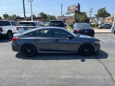 Used 2024 Honda Civic Sport image 11