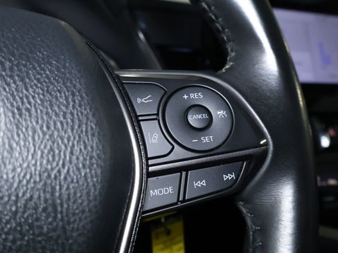 Used 2024 Toyota Camry SE image 19