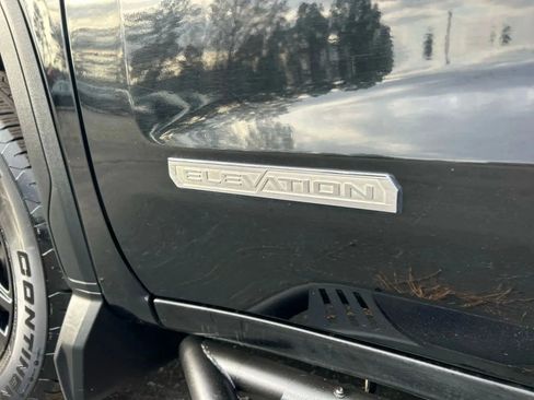 Used 2020 GMC Sierra 1500 Elevation w/ Elevation Value Package AWD/4WD image 13
