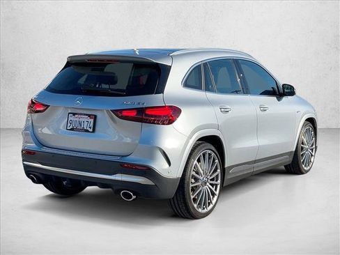 Used 2025 Mercedes-Benz GLA 35 AMG 4MATIC image 5