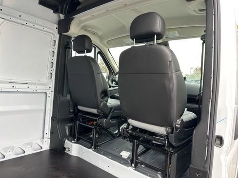 New 2025 RAM ProMaster 3500 w/ Power Group FWD image 25
