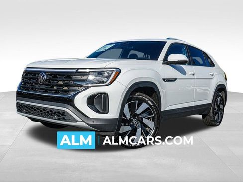 Used 2024 Volkswagen Atlas Cross Sport SE image 1