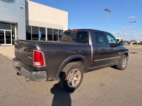 Used 2017 RAM 1500 Laramie w/ Convenience Group image 7