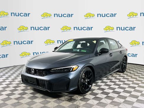 Used 2025 Honda Civic Sport image 3