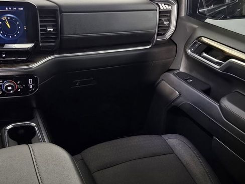 Used 2024 Chevrolet Silverado 1500 RST image 12