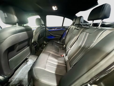 Used 2018 BMW 530i image 18