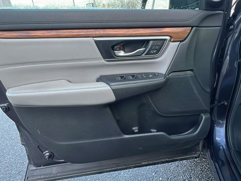 Certified 2019 Honda CR-V Touring image 22