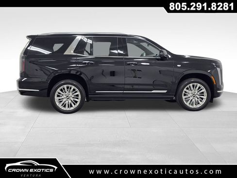 Used 2026 Cadillac Escalade Luxury AWD/4WD image 8