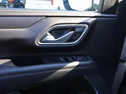 Used 2021 GMC Yukon AT4 w/ Technology Package image 28