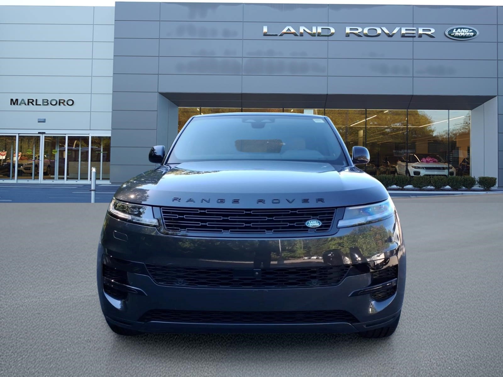 New 2027 Land Rover Range Rover Sport SE AWD/4WD image 8