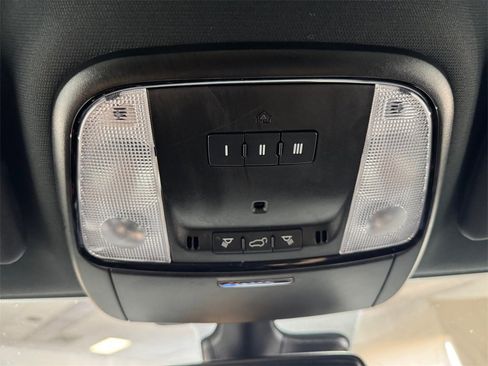 Used 2022 Dodge Durango GT image 25