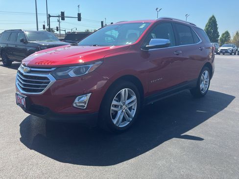 Used 2019 Chevrolet Equinox Premier FWD image 2