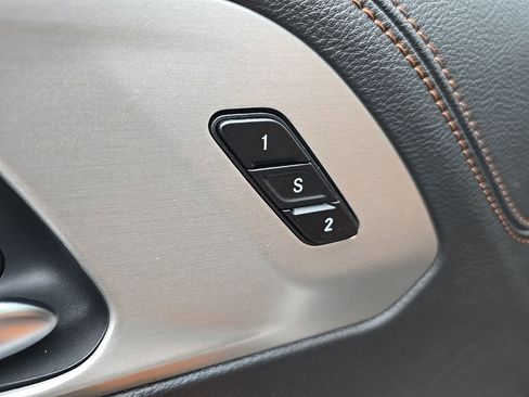 New 2026 Chrysler Pacifica Pinnacle image 10