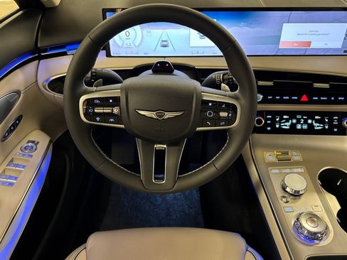 New 2026 Genesis GV70 2.5T Advanced AWD/4WD image 14
