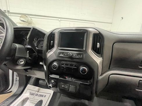 Used 2022 Chevrolet Silverado 2500 Custom w/ Snow Plow Prep/Camper Package image 12