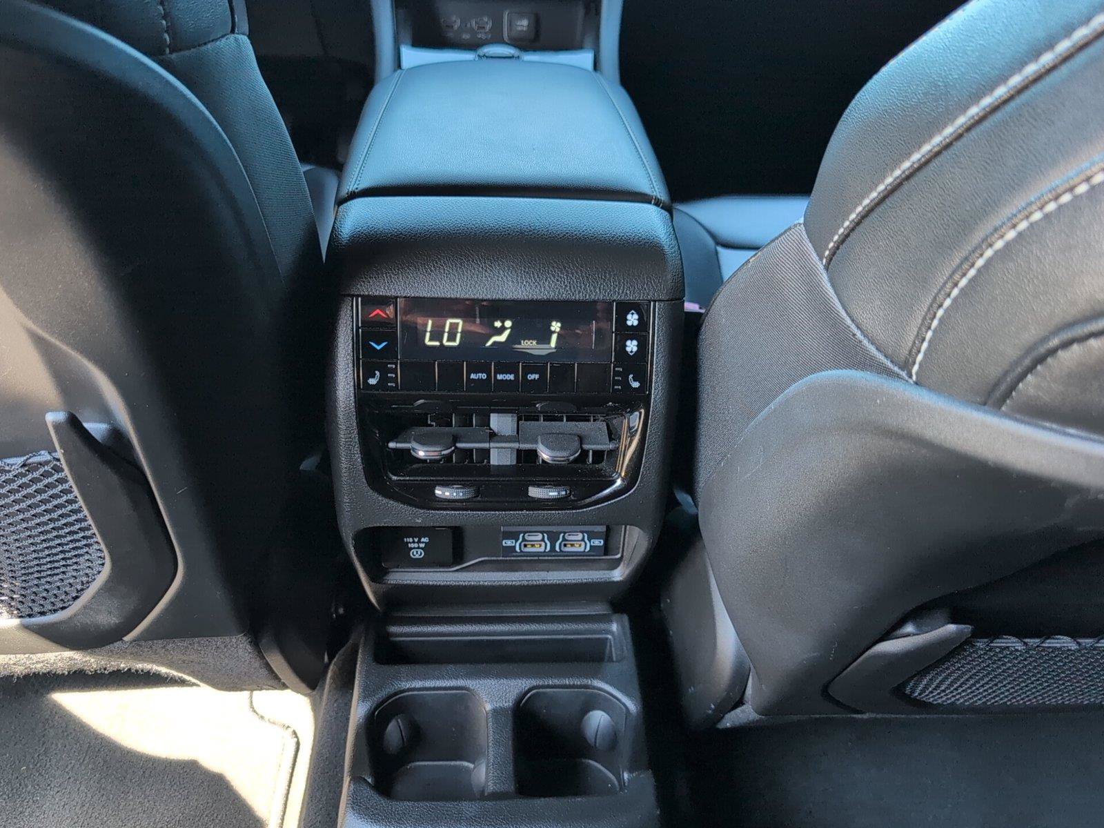 Used 2024 Jeep Grand Cherokee L Limited w/ Black Appearance Package RWD image 25