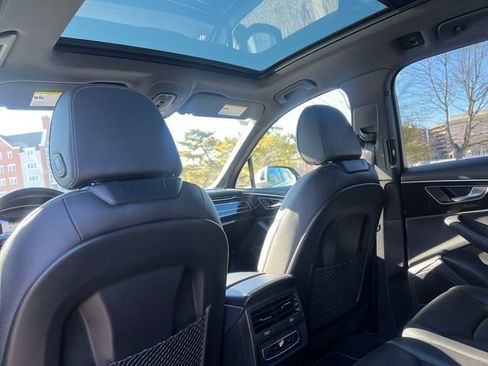 Used 2025 Audi Q7 3.0T Premium Plus image 27