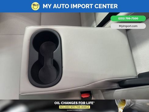 Used 2024 Toyota Prius XLE image 23