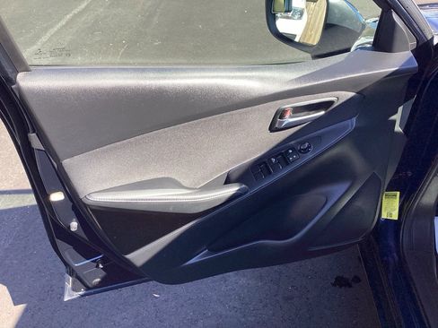 Used 2018 Toyota Yaris iA image 21