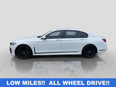 Used 2022 BMW 750i xDrive w/ Executive Package AWD/4WD image 9