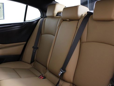 Used 2021 Lexus ES 350 w/ Premium Package image 19