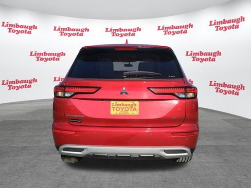 Used 2024 Mitsubishi Outlander SE image 25