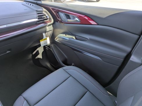 New 2026 Chevrolet Traverse Z71 w/ Enhanced Driving Package image 13