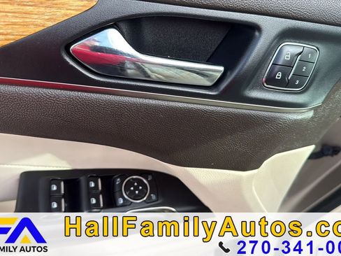 Used 2015 Lincoln MKC AWD w/ Equipment Group 101A Select image 19