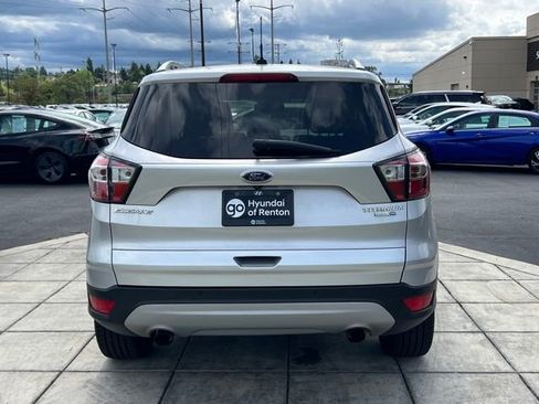 Used 2017 Ford Escape Titanium AWD/4WD image 29
