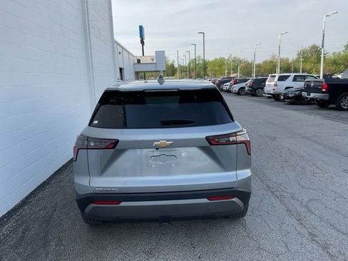 Used 2025 Chevrolet Equinox LT image 7